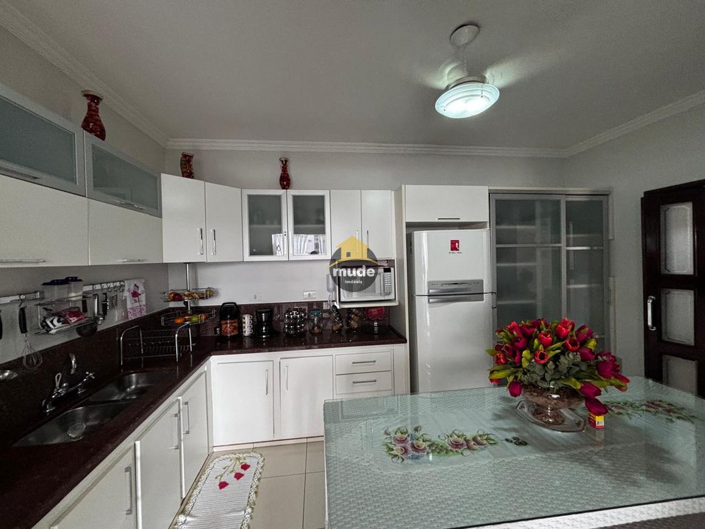 Apartamento no centro de Dourados (MS),  3 quartos, 3 banheiros, escritório,etc — Jardim América
