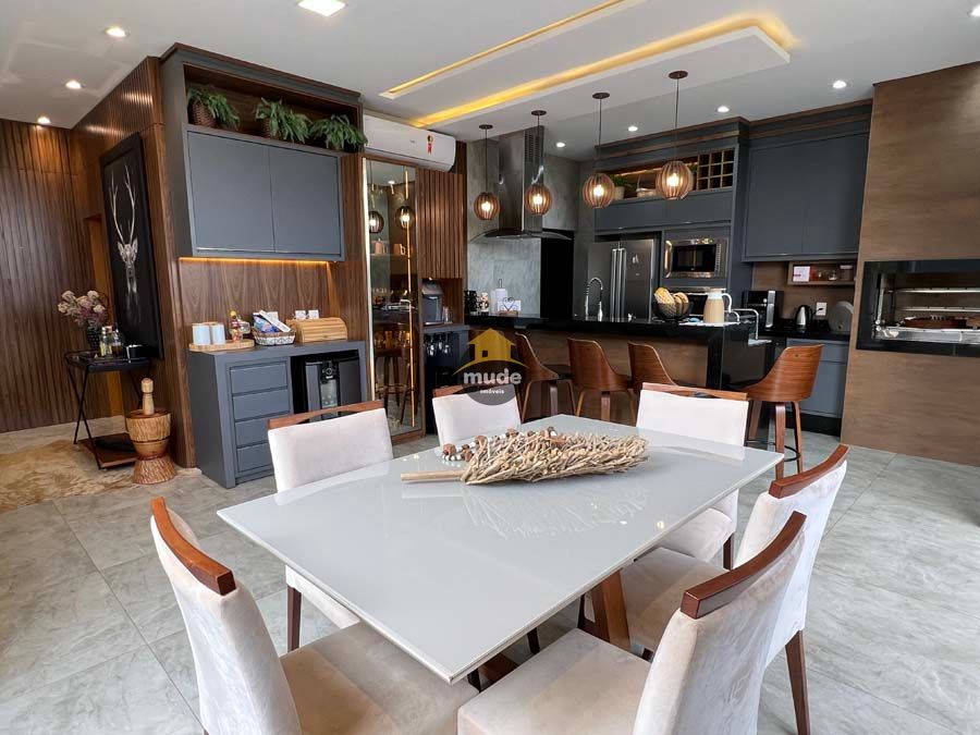 Lindo e Moderno Sobrado a venda no Porto Royale -Dourados/MS, 224m2 Construído — foto 2