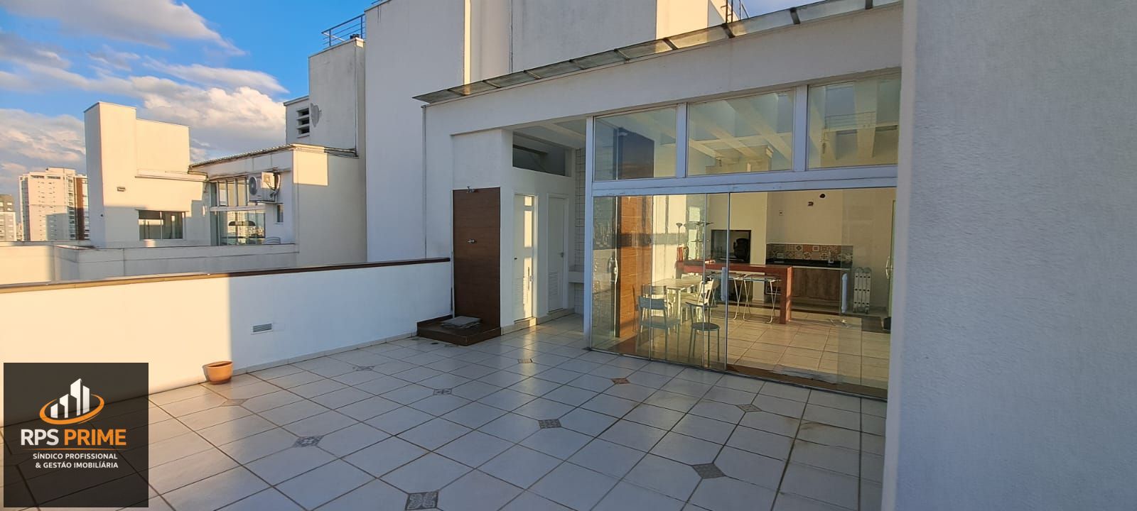 Cobertura, 3 quartos, 220 m² - Foto 11