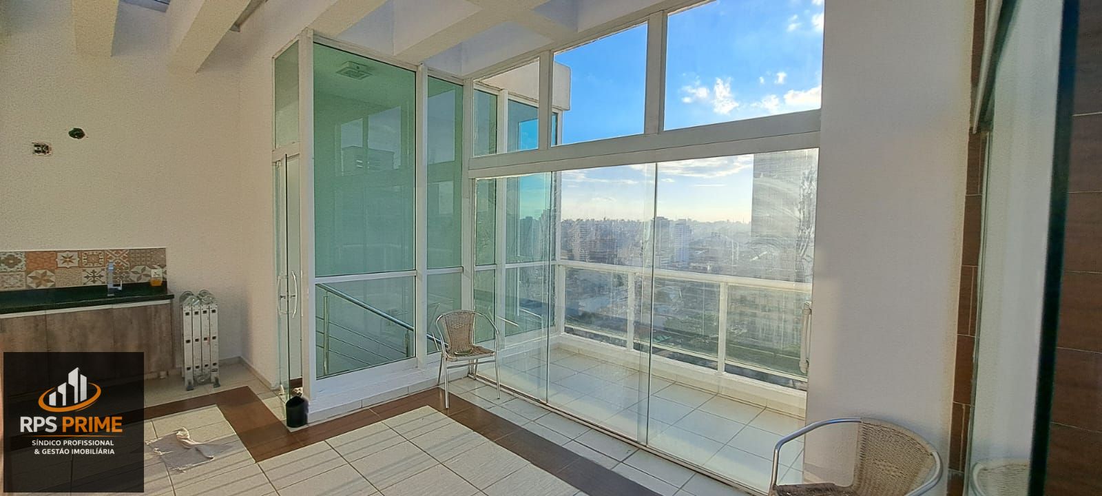 Cobertura, 3 quartos, 220 m² - Foto 8