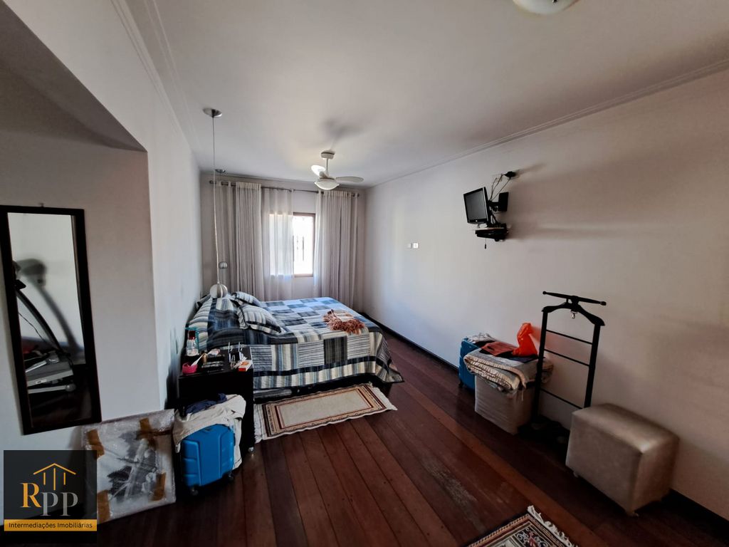 Casa, 3 quartos, 340 m² - Foto 33