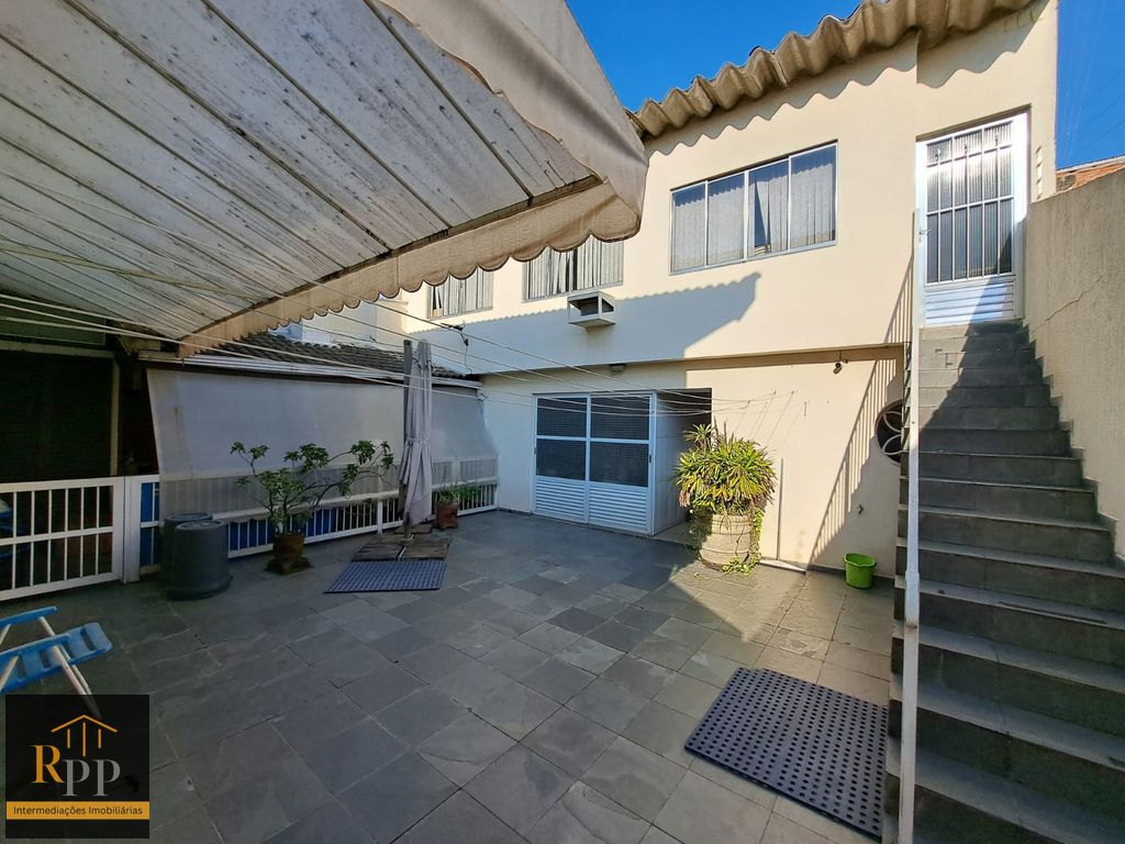 Casa, 3 quartos, 340 m² - Foto 31