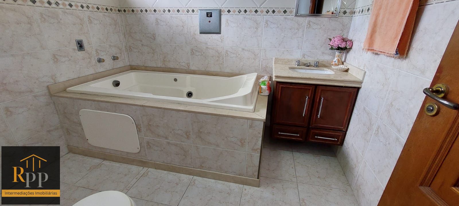 Casa, 4 quartos, 270 m² - Foto 27