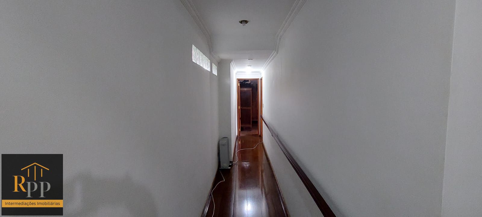 Casa, 4 quartos, 270 m² - Foto 25