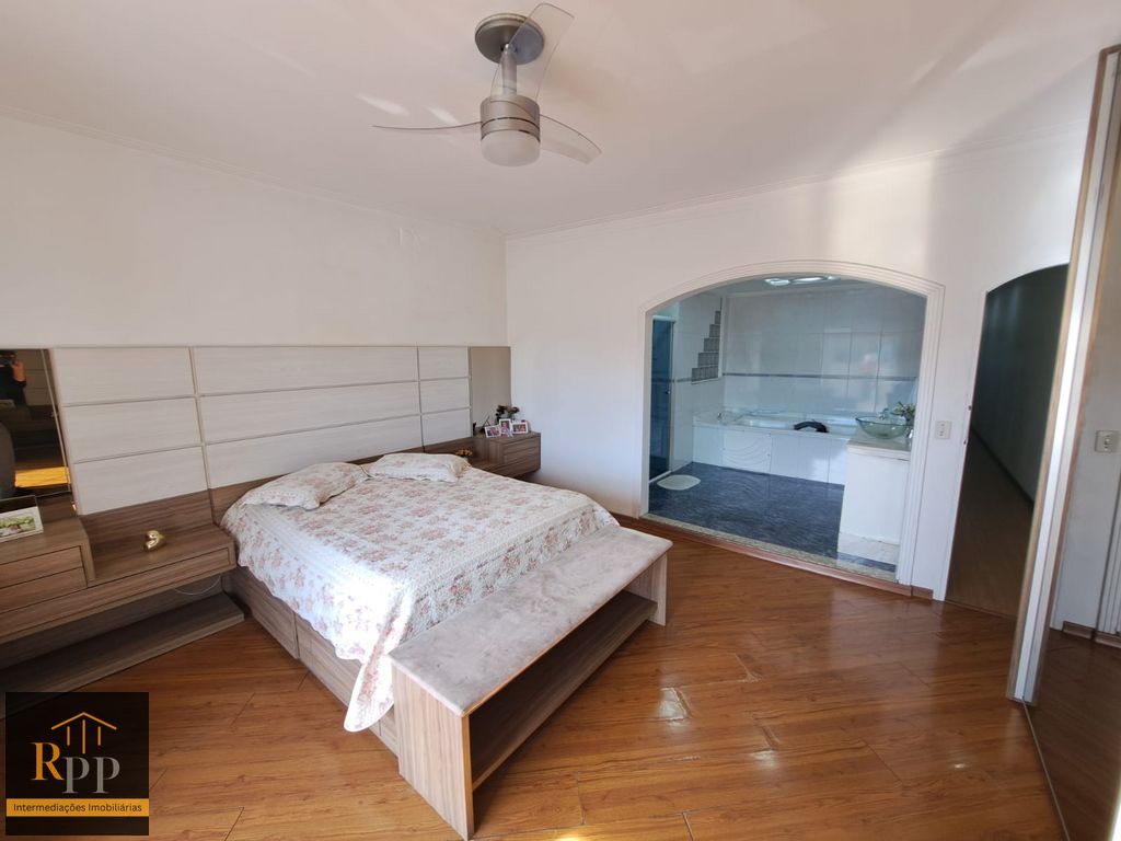 Casa, 3 quartos, 320 m² - Foto 31