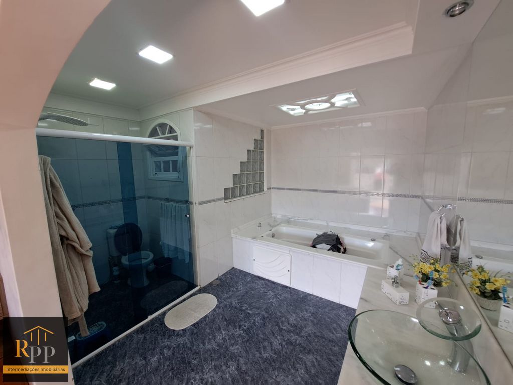 Casa, 3 quartos, 320 m² - Foto 32