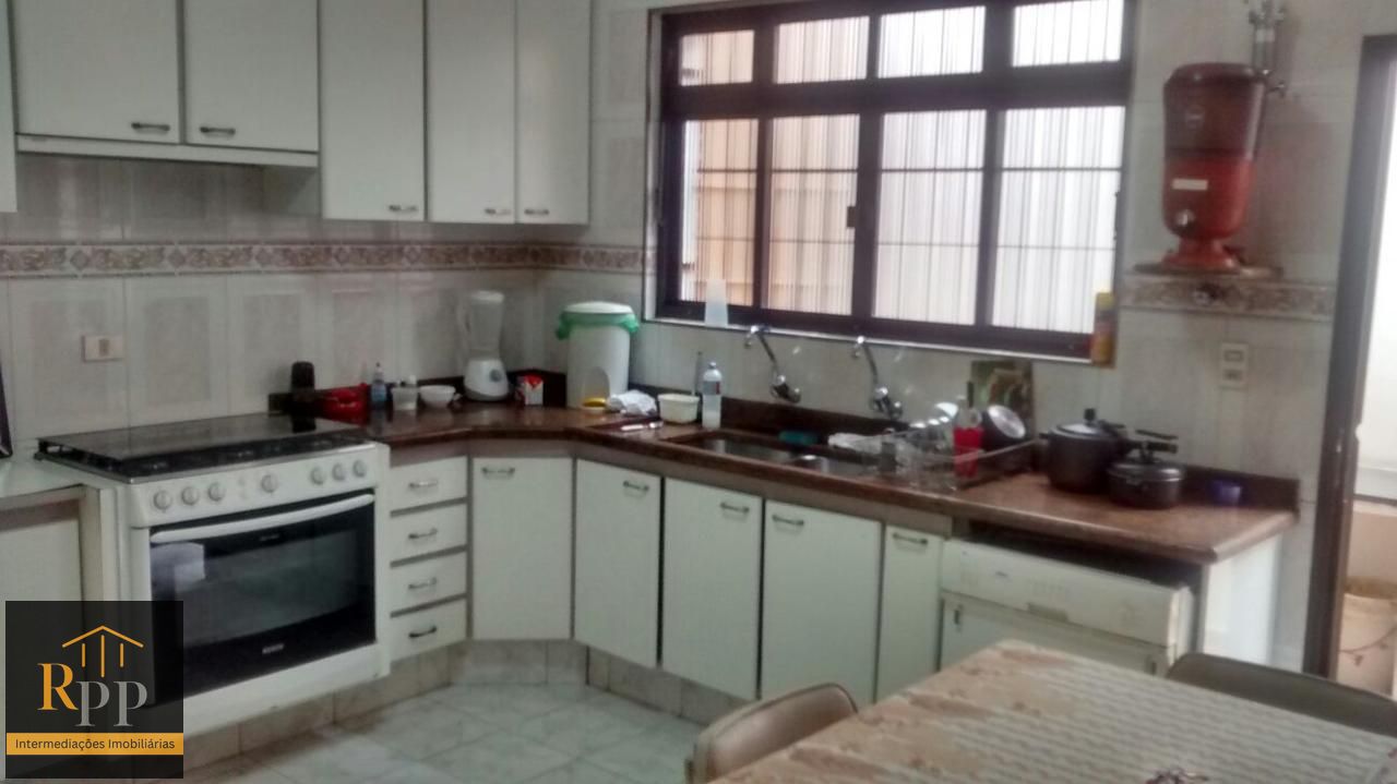 Casa, 4 quartos, 270 m² - Foto 16