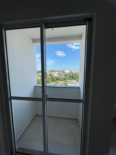 Porta de vidro sacada