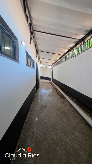 CORREDOR DE ACESSO ÀS SALAS