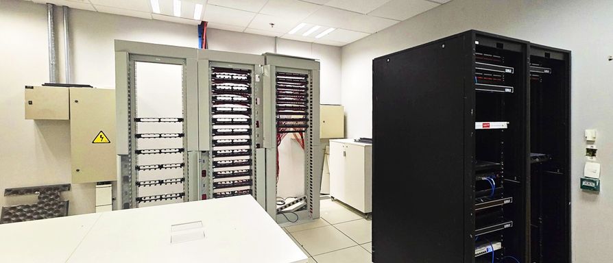 JetCorp LAJE MOBILIADA  CORPORATIVA  BERRINI TRIPLE A LOCAÇÃO ESCRITÓRIO