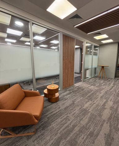 JetCorp Laje Corporativa MOBILIADA Triple A com Heliponto - Faria Lima - locação - 997 m² - Itaim Bibi Andar Corporativo para Escritório