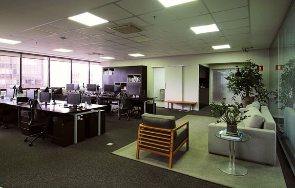 Laje Corporativa MOBILIADA na Faria Lima - Locação 242 m² - Escritório Plug&Play