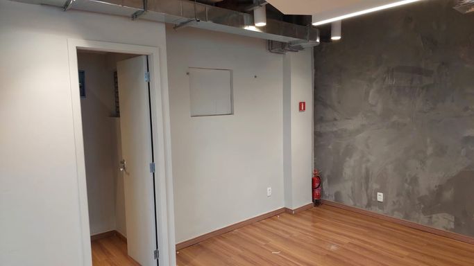 JETCORP SALA COMERCIAL CORPORATIVA ESCRITÓRIO MOBILIADO ITAIM BIBI REBOUÇAS LOCAÇÃO