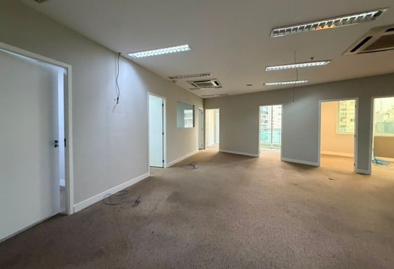 JetCorp - Sala Comercial Corporativa Alto Padrão na Região da Paulista - 153 m² - Venda Meio Andar