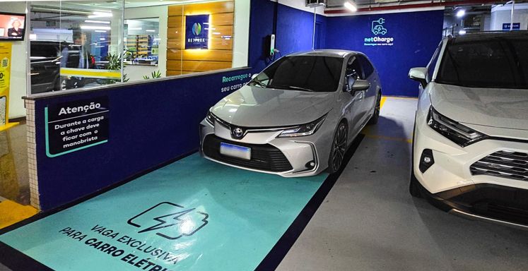 JetCorp Laje corporativa Triple A com Heliponto - Faria Lima/JK - Locação 700 m² Escritório Corporativo Itaim Bibi