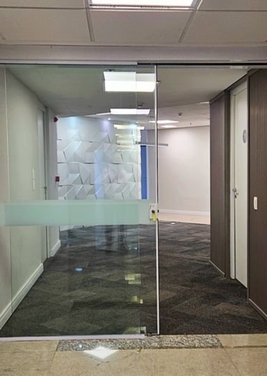 JetCorp laje corporativa mobiliada alto padrão Itaim Bibi locação Metrô Linha Amarela