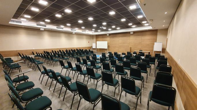 JetCorp Laje Corporativa Triple A Mobiliada com Heliponto Locação