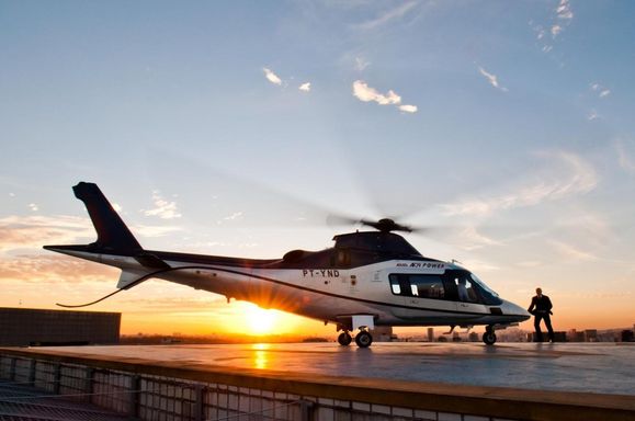 JetCorp Laje Corporativa Triple A Mobiliada com Heliponto Locação