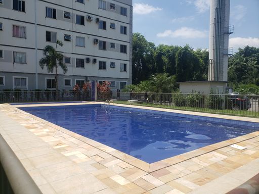 PISCINAS