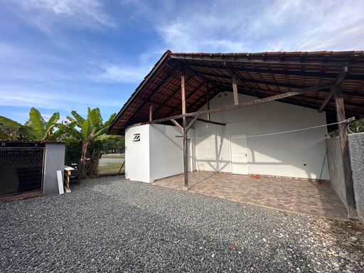 AREA FUNDOS