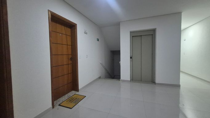 HALL COM ELEVADOR