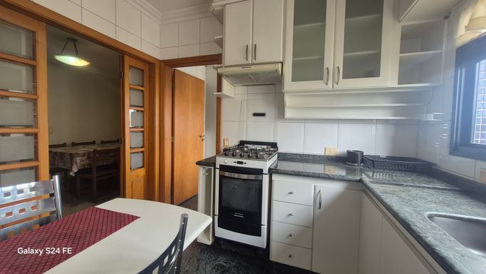 COZINHA PLANEJADA PERMANECERÁ TODOS UTENSÍLIOS