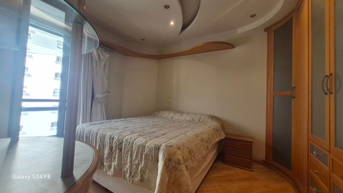 SUITE COM SACADA COM VISTA LIVRE