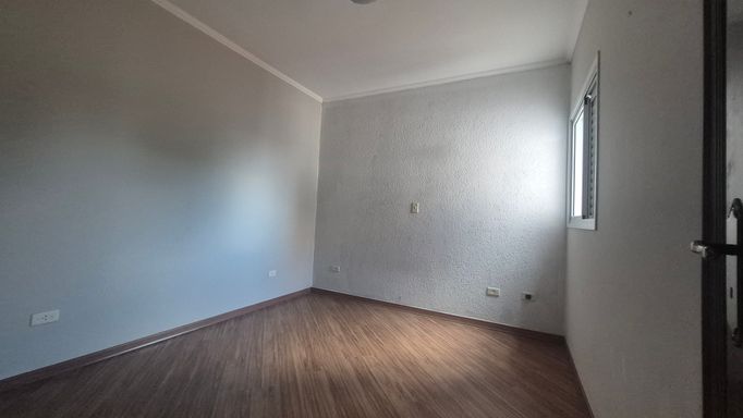 QUARTO AMPLO