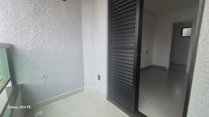 SUITE COM SACADA