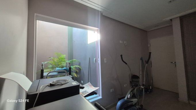QUARTO COM QUINTAL DE INVERNO