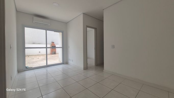SALA AMPLA