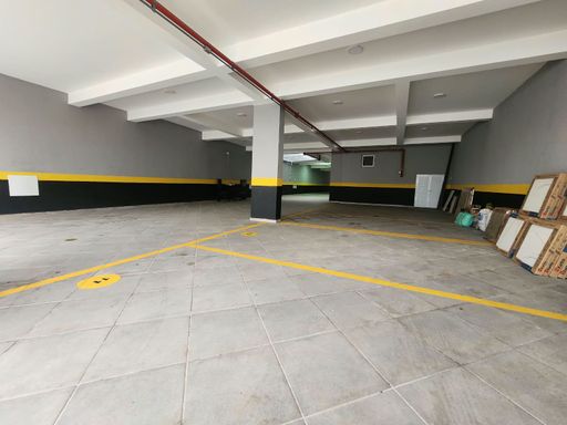 GARAGEM DEMARCADA