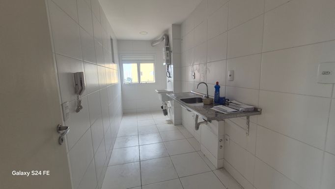 COZINHA ESPAÇOSA
