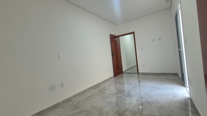 SUITE COM QUINTAL