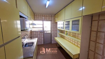 Cozinha com armários