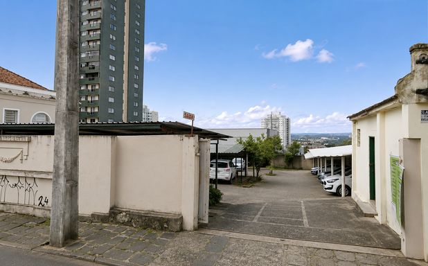 Fachada do terreno