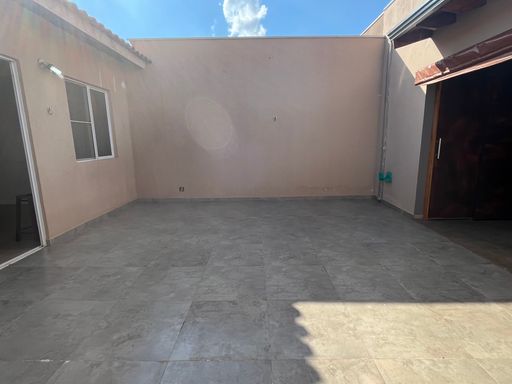 Quintal - Outro Ângulo