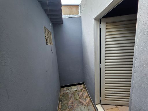 Acesso ao quarto depósito