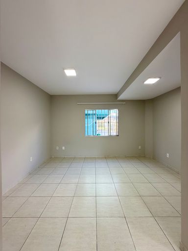 ESCRITÓRIO/QUARTO - TÉRREO