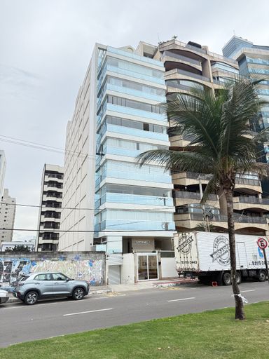 Fachada Frontal Edifício