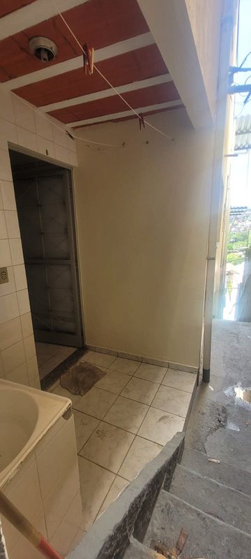 Área de serviço e entrada