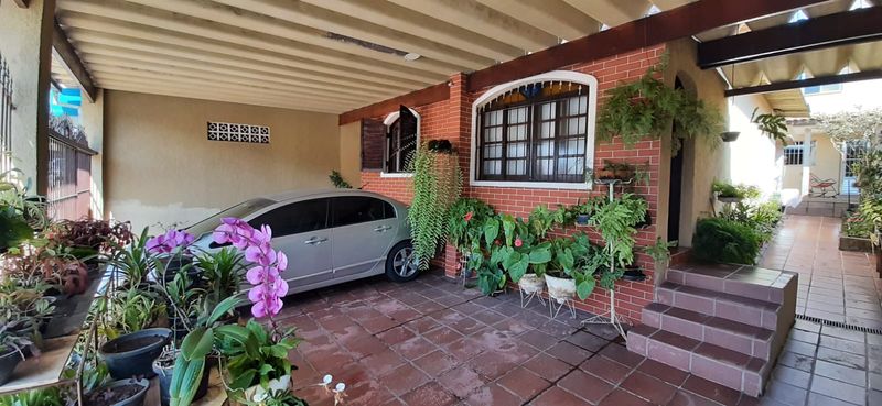 Casa da frente