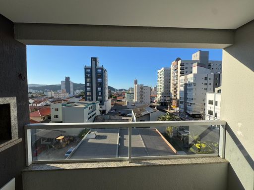 Vista Frente Rua