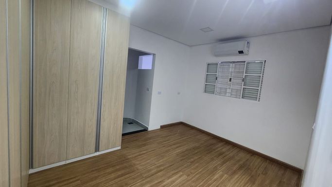 01 QUARTO