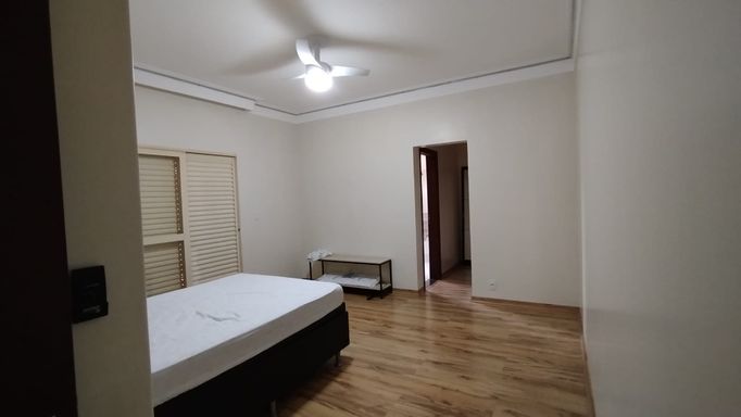 01 QUARTO