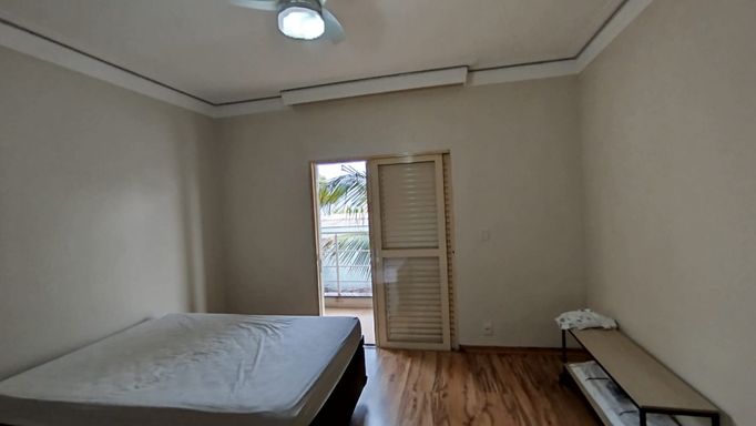04 QUARTO