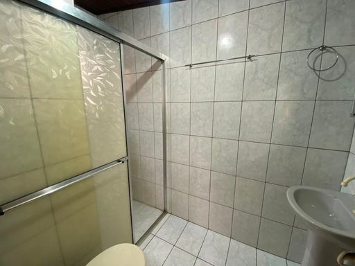 banheiro da área