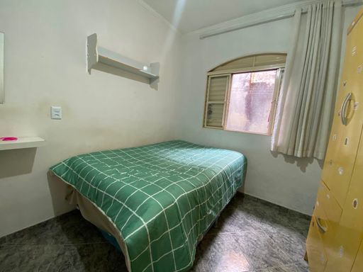 01 quarto