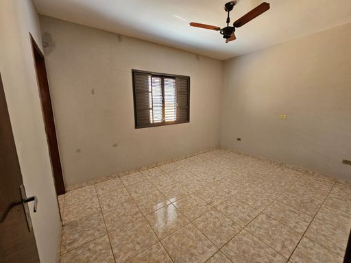 02 quarto