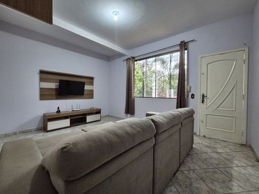 Apartamento Térreo Semimobiliado à venda em Foz do Iguaçu, Edifício Maria Rosa, Centro.